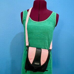 Vintage Pink And Black Nintendo DS Carrying Case ALS Industries